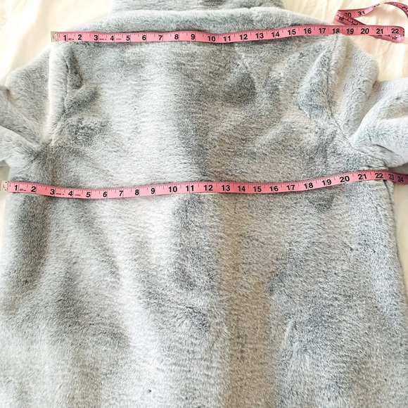 Majorelle Brinley Faux Fur Coat in Baby Blue - Size L - Picture 9 of 13